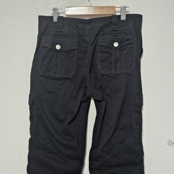 I Am Gia cargo style pants with roushing on sides size medium - Picture 6 of 12
